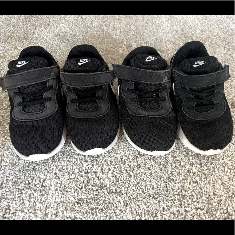TWIN 2 pair black Nike toddler shoes 8c